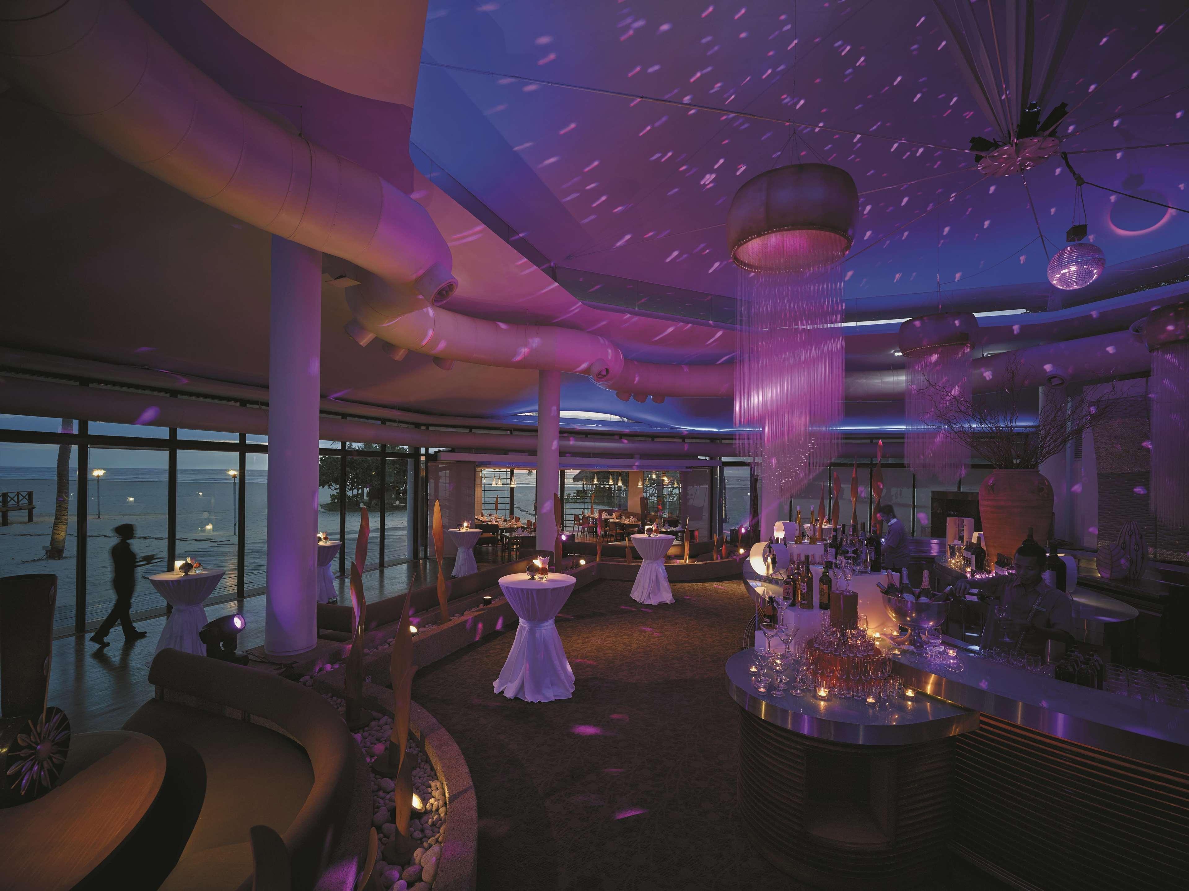 Shangri-La Rasa Ria, Κότα Κιναμπαλού Εξωτερικό φωτογραφία The interior of the nightclub
